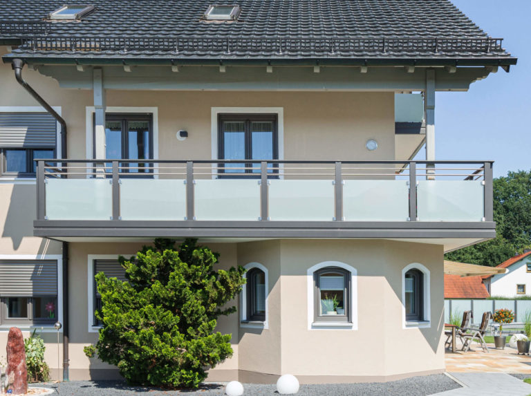 glas balkongelaender alu design casa linea 22